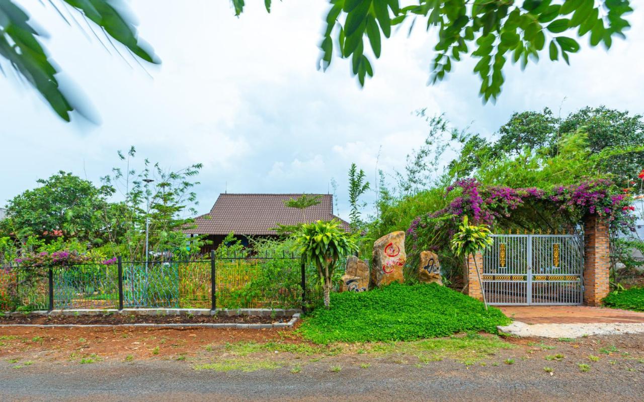Phuong Nam Gia Trang Farmstay Gia Nghĩa Exterior foto