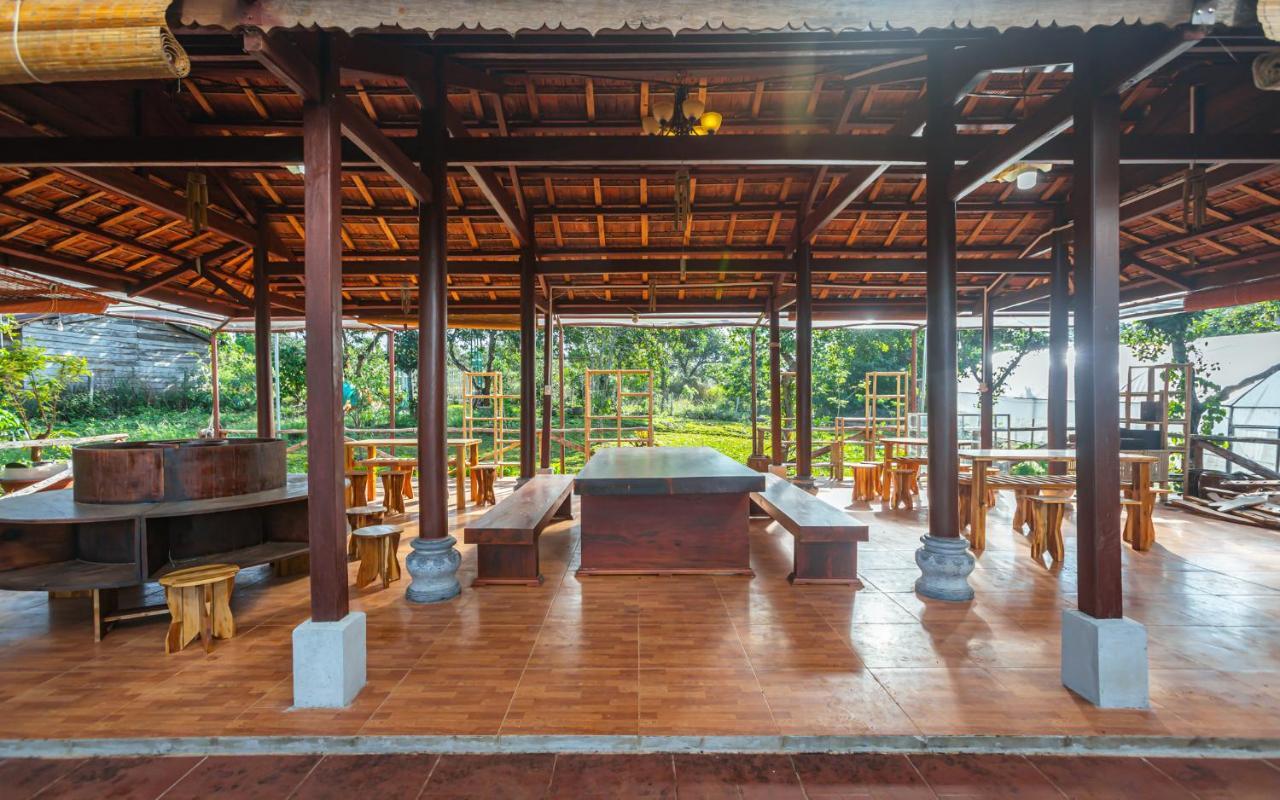 Phuong Nam Gia Trang Farmstay Gia Nghĩa Exterior foto